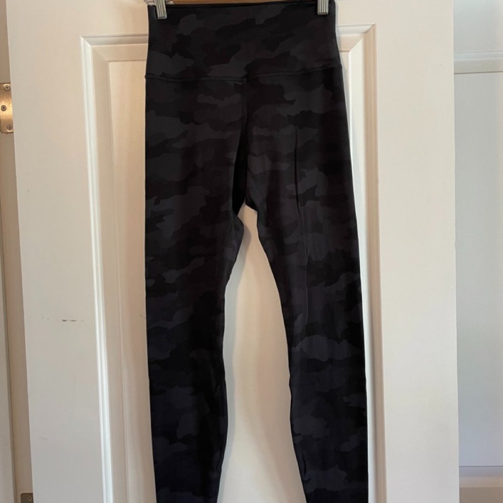 lululemon Align™ High-Rise Pant 28" (Size 6) - Picture 4 of 5